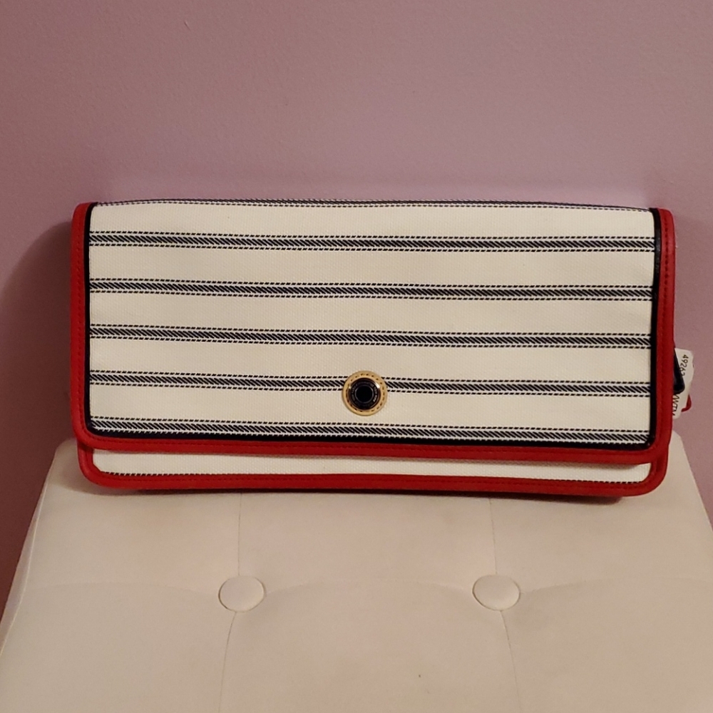 Coach clutch New - Picture 2 of 9